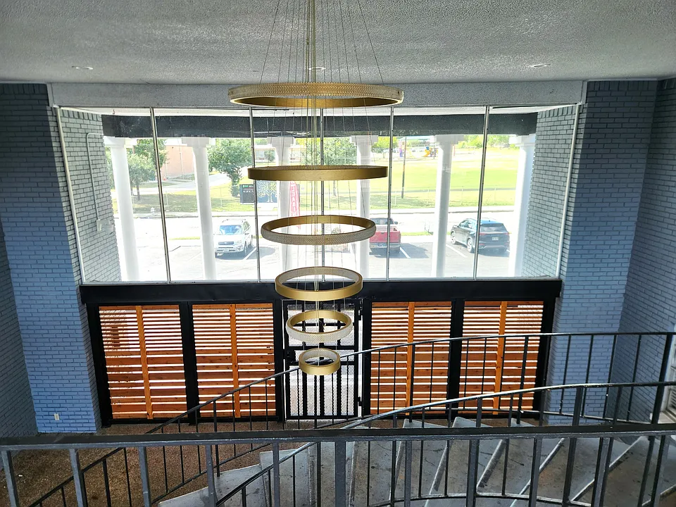 Building Photo 5