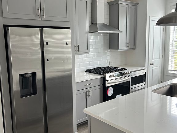 2nd image of 4355 Sims Park Pl