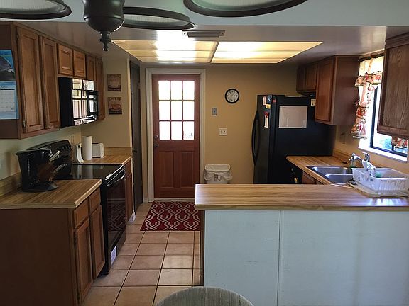 4th image of 2215 Emerson Dr SE