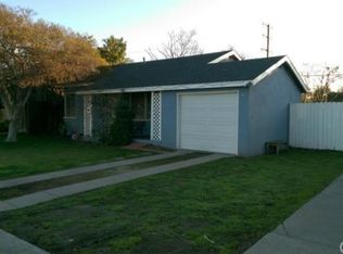20712 Pioneer Blvd, Lakewood, CA 90715