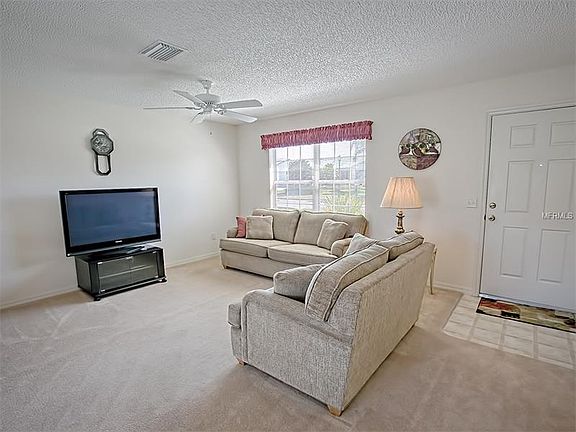 2nd image of 3325 Ashbrook Pl