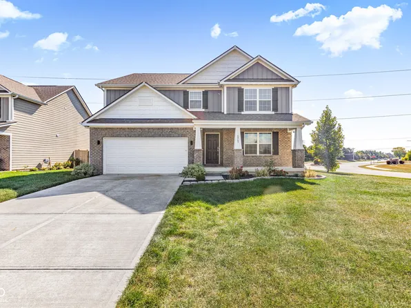 6069 N Cedarwood Dr, McCordsville, IN 46055