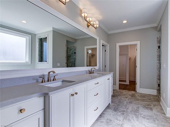 3rd image of 7702 Honkers Hollow Ct