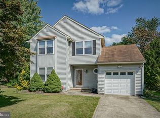 81 Winfield Rd, Sicklerville, NJ 08081