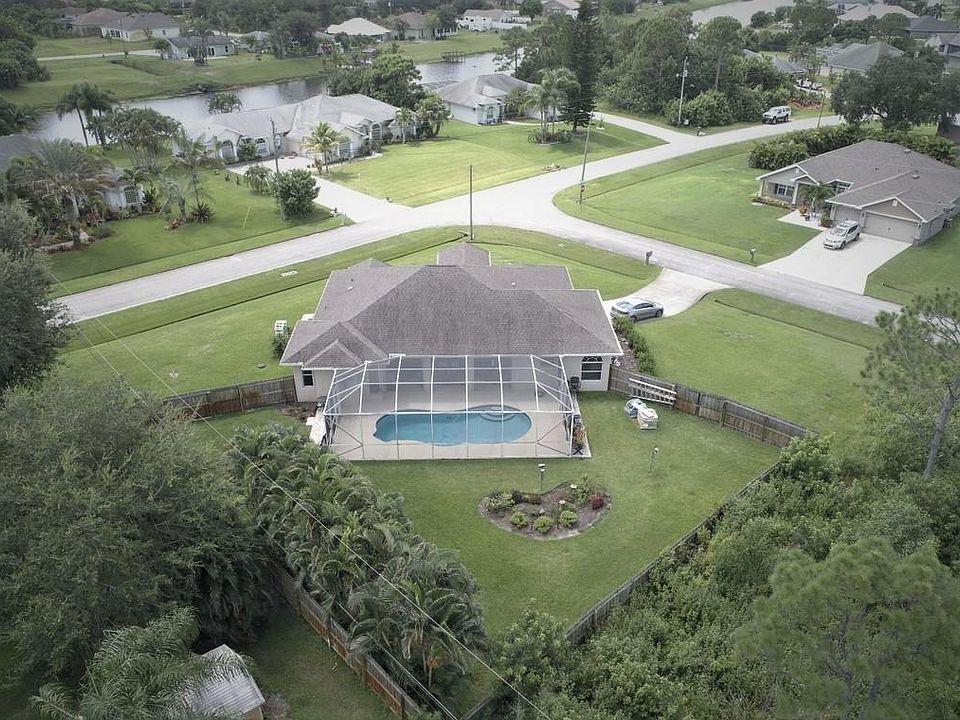1st image of 158 SW South Danville Cir