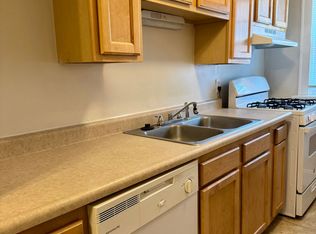 1350 Edwards Rd #13, Cincinnati, OH 45208