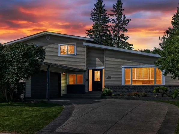 1220 S 73rd Ave SW, Calgary, AB T2V 0S1