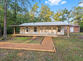 15627 Holly Dr, Montgomery, TX 77356