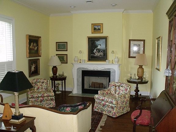 3rd image of 3721 Sarah Brooke Ct