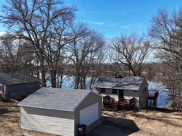 1607 Larson Dr, Mora, MN 55051