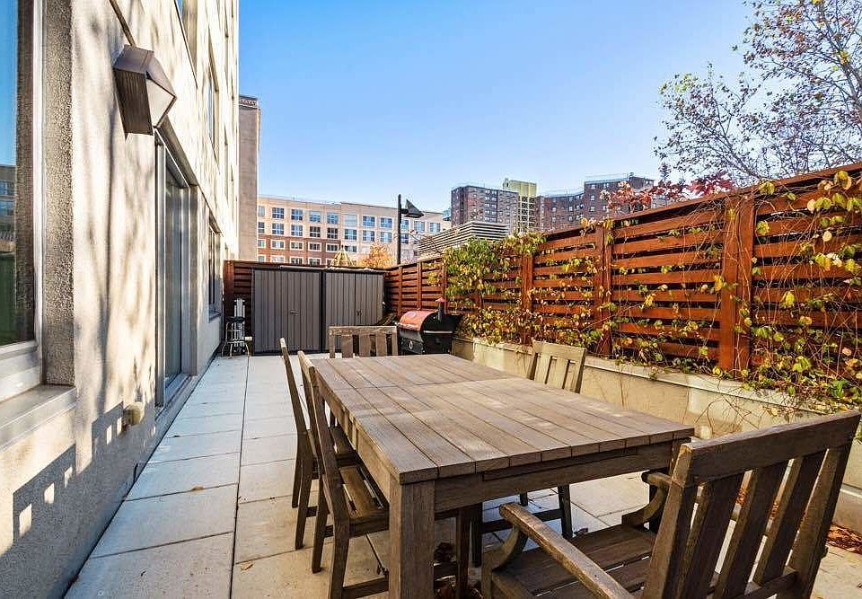 1st image of 40 W 116th St APT A214