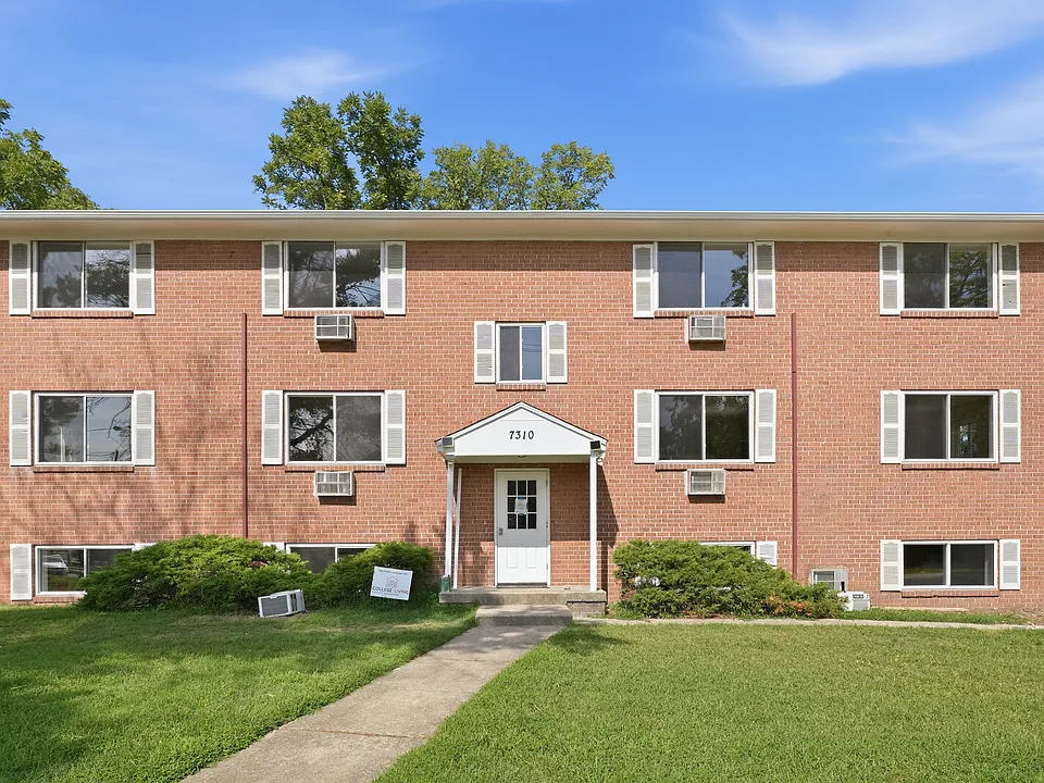 7310 Columbia Ave #6