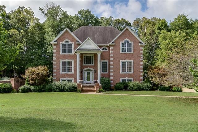 1st image of 1002 Deer Branch Ln