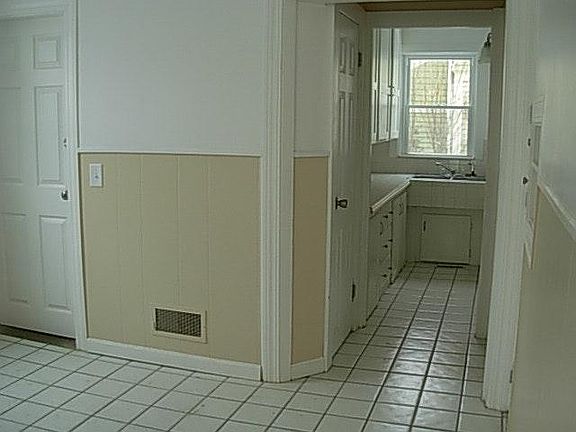 Kitchen/Pantry