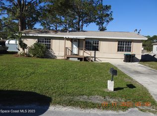 484 Bridgeport Ave NW, Palm Bay, FL 32907
