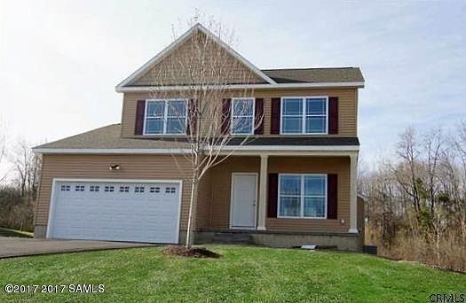 1st image of 40 Gurba Dr
