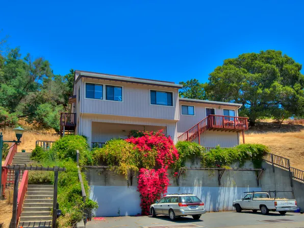 1738 Sir Francis Drake Blvd, Fairfax, CA 94930