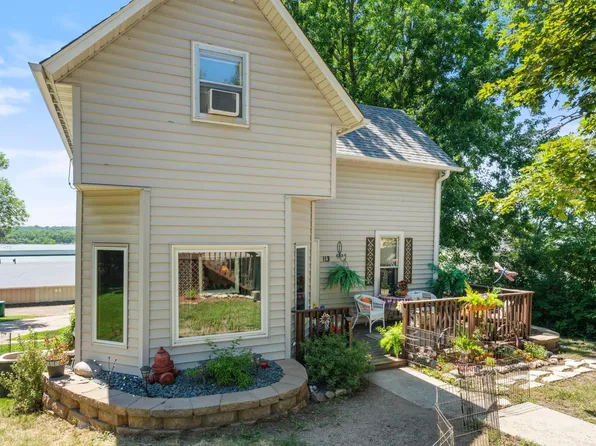 113 3rd St SE, Ortonville, MN 56278