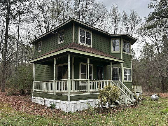 3rd image of 157 Carpenter Rd