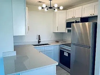 1 bed, 725 sqft, $1,395 — Photo 2