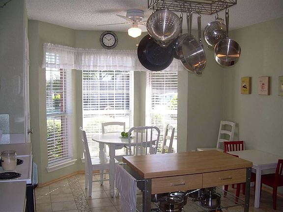 5th image of 10808 Cobblestone Dr