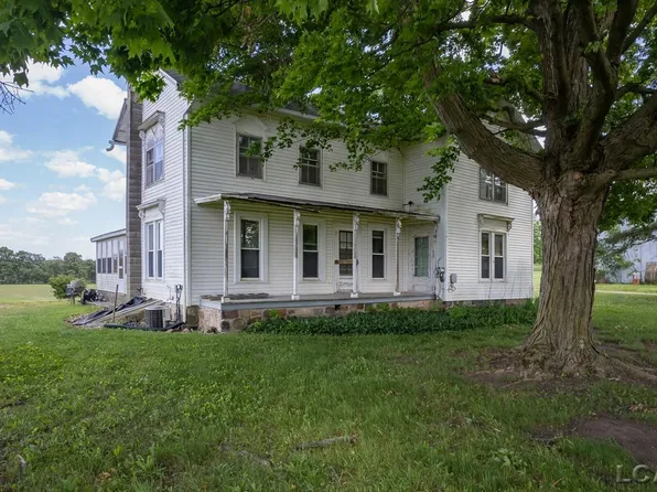 14175 Schleweis Rd, Manchester, MI 48158