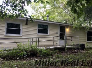 8691 Chain O Lakes Dr, Delton, MI
