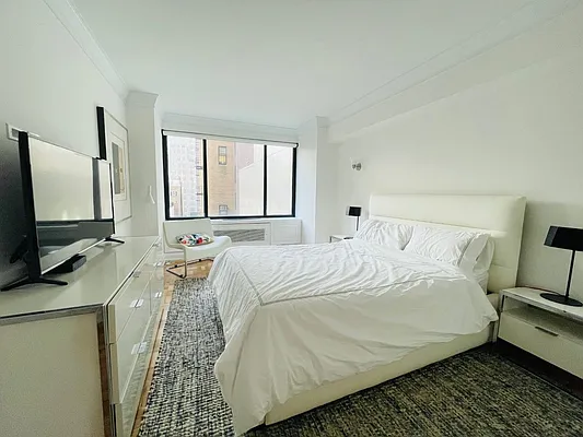 Rented by Corcoran | media 16