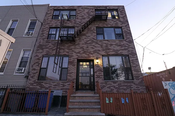 Rented by Lofts and Flats LLC | media 13