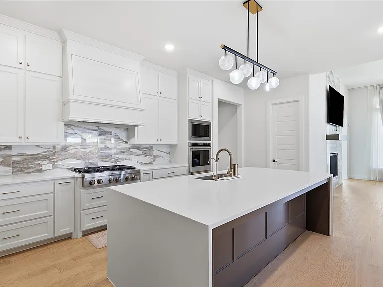 320 Telico Ct — Photo 12