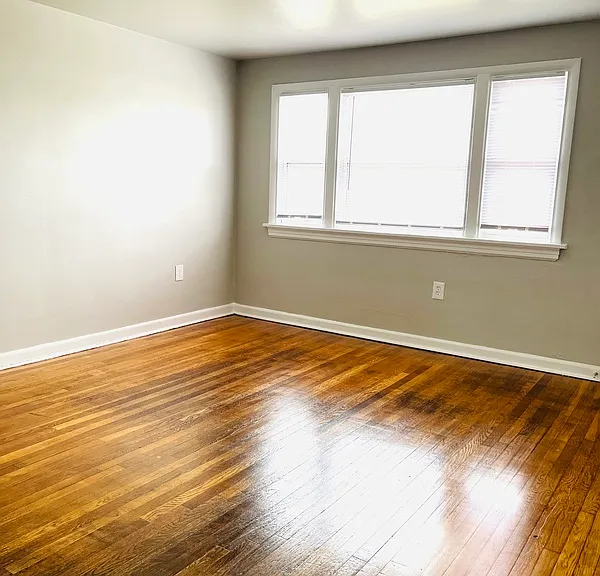 5435 Remuda Dr — Photo 9