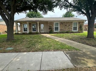 2112 E Peters Colony Rd, Carrollton, TX 75007