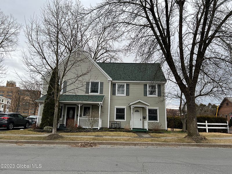 4th image of 2 S. Franklin Street