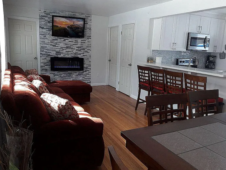 71 Bradley St — Photo 7