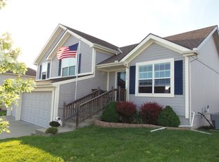 9812 E 221st St, Peculiar, MO 64078