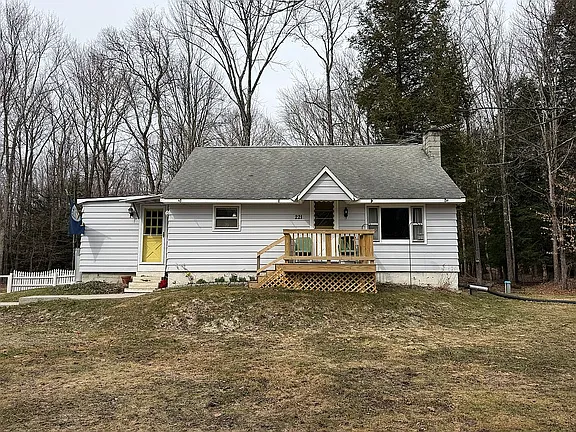 221 Dunham Hollow Rd — exterior photo