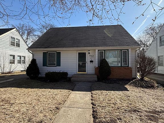 3rd image of 2607 Prial Ave