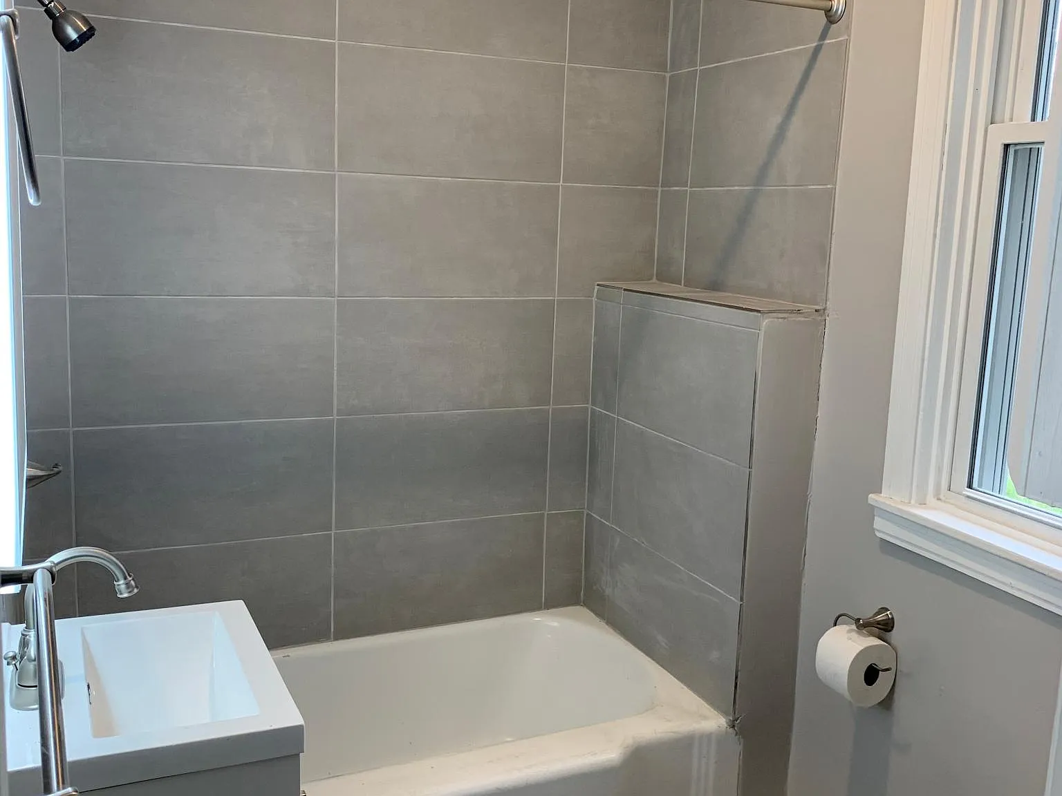 2 bed, 885 sqft, $1,095 — Photo 3