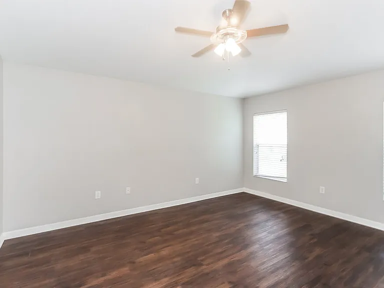 7334 Lumber Port Dr — Photo 11