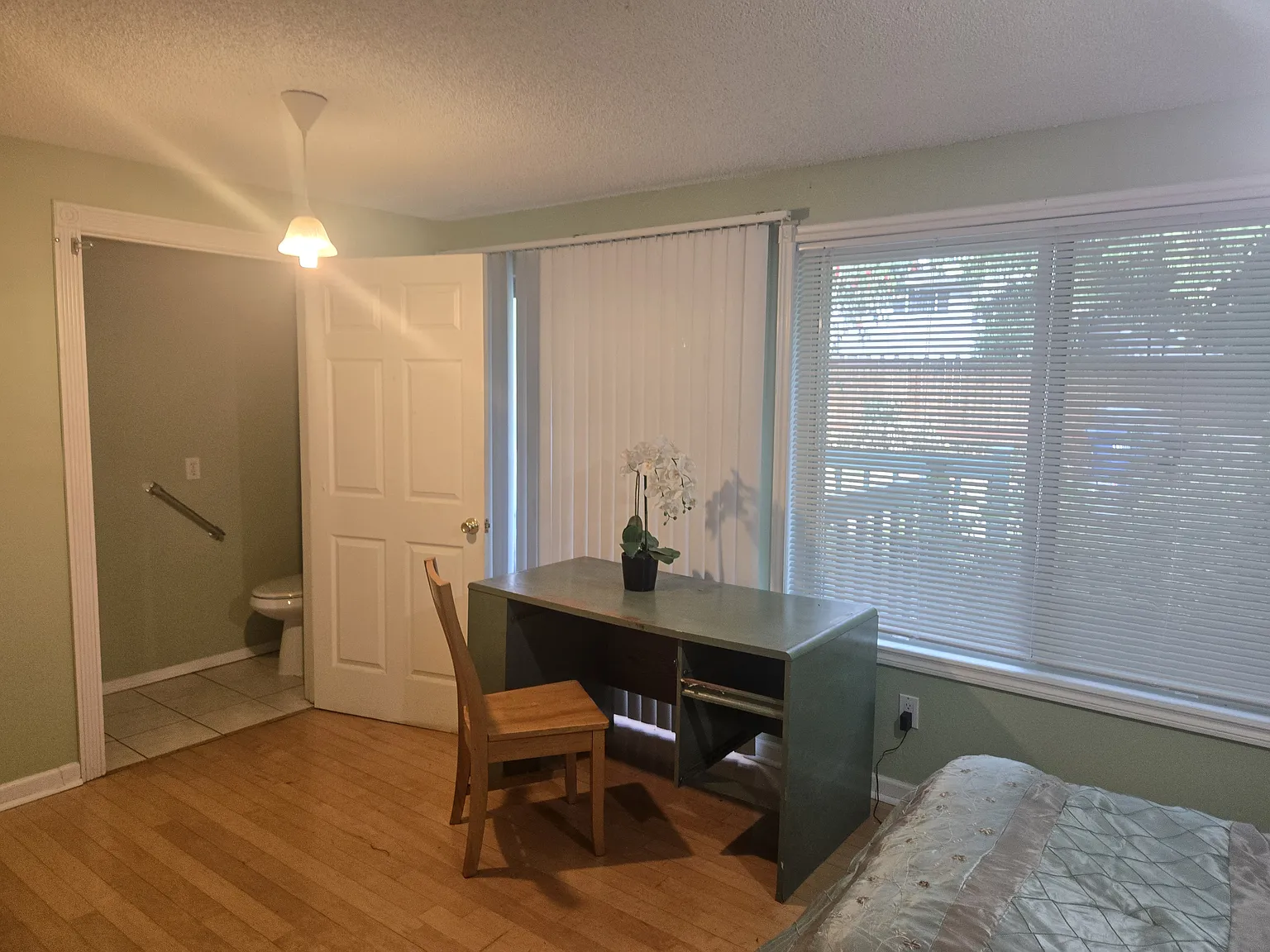 116th Pl NE, Kirkland — Photo 3
