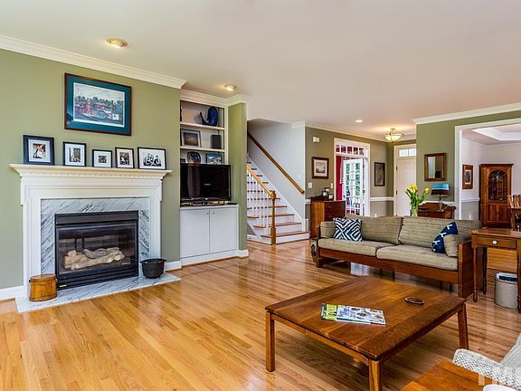 5th image of 7 Penwick Pl