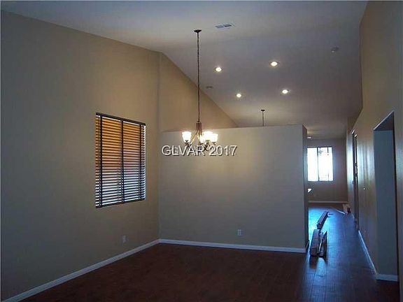 4th image of 9512 Atwood Ave