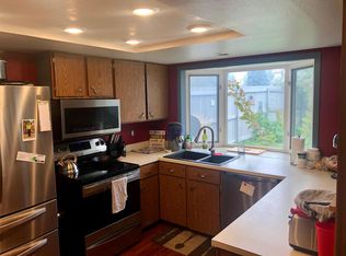 2427 W Grand Ronde Ave APT A, Kennewick, WA 99336