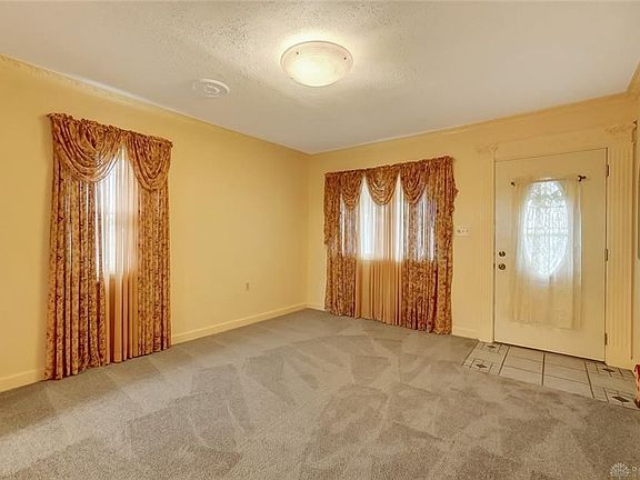 4th image of 2228 Ome Ave