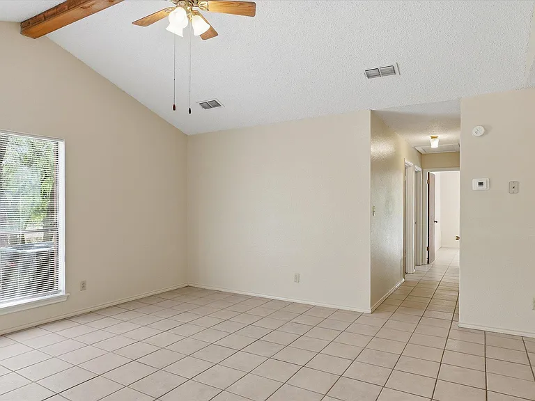 405 Whitetail Dr #A — Photo 6