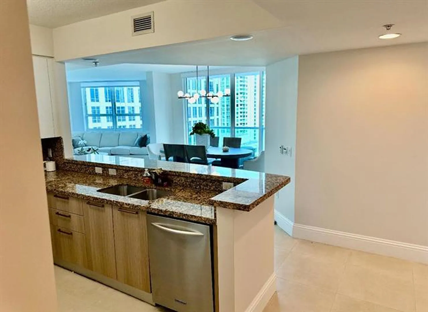 350 SE 2nd St cu-2630, Fort Lauderdale, FL 33301 — Photo 1
