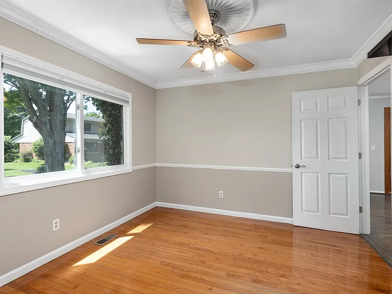 9025 Muirland Dr — Photo 13