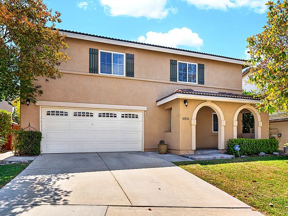 5th image of 42028 Dunes Ct