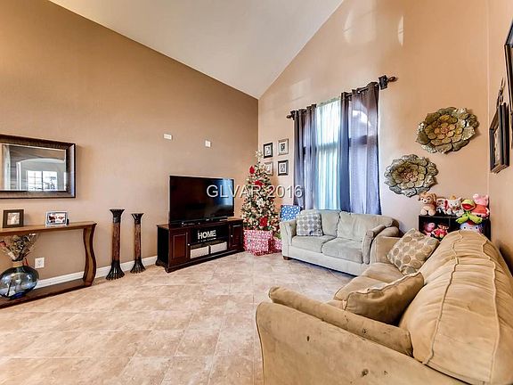 2nd image of 5831 Sun River Cir