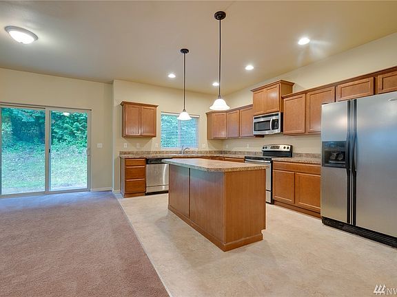 5th image of 368 Leora Park St